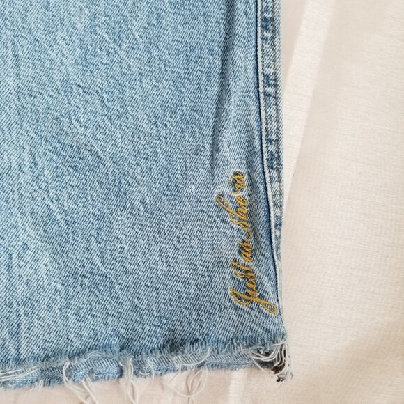 LUCKY BRAND CUT OFF MOM JEANS "JUST AS SHE IS" 90's CAPRIS STYLE SIZE 00/24 - Picture 3 of 7